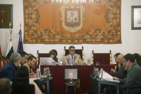 Pleno del Ayuntamiento de La Laguna Pleno del Ayuntamiento de La Laguna